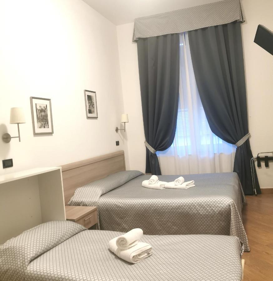 Hotel Chopin เจนัว ภายนอก รูปภาพ