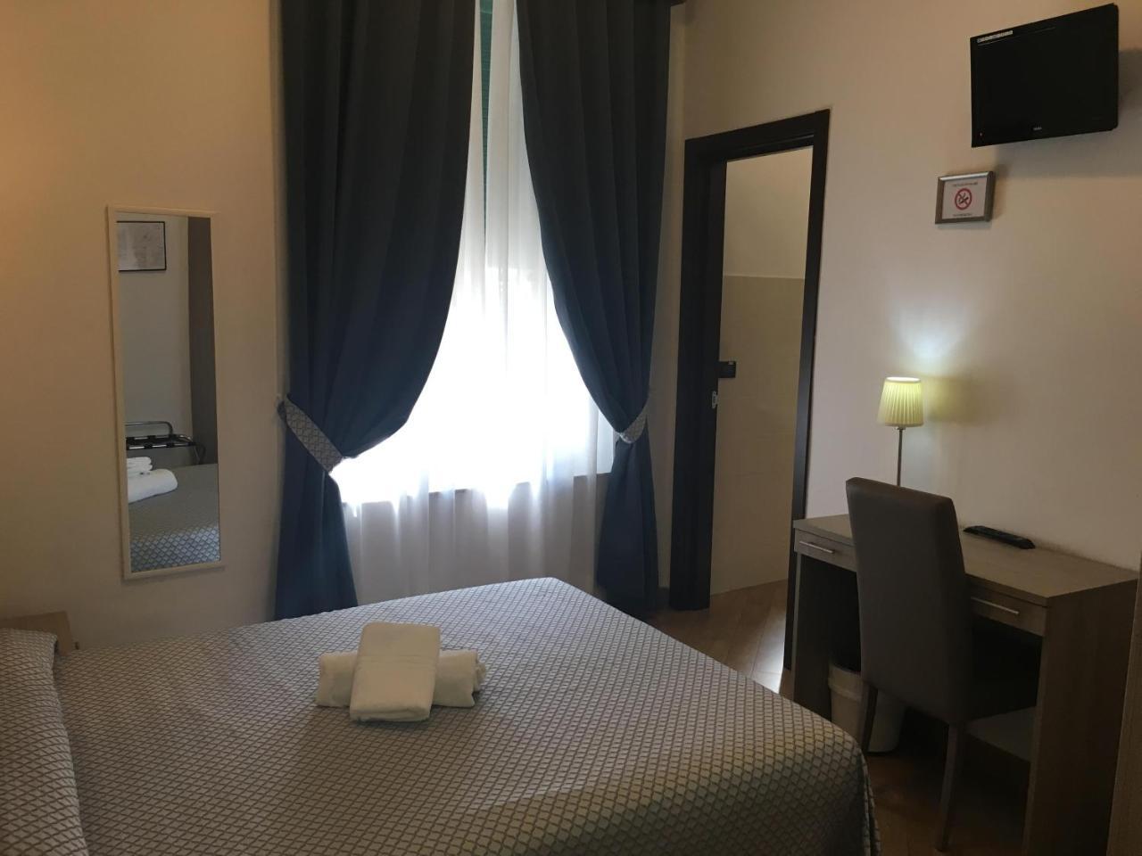 Hotel Chopin เจนัว ภายนอก รูปภาพ